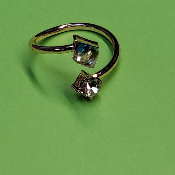 Ring - Picture 3 of 3